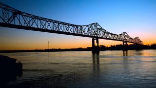 The Mississippi River between Helena-West Helena and Mississippi