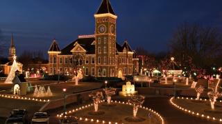 The holiday lights at Saline County Courthouse in Benton