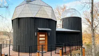 Planetarium Treehouse
