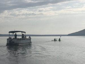 Fairfield_Bay_marina_boating_family_couple