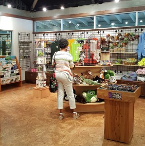 Logoly gift shop smaller