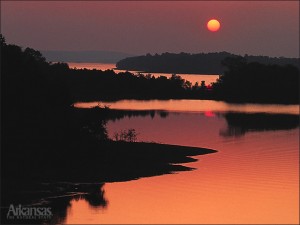 apt_w_sm_degraysunset_lg