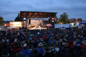 kbbf stage large