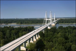 mississippi river marathon bridge