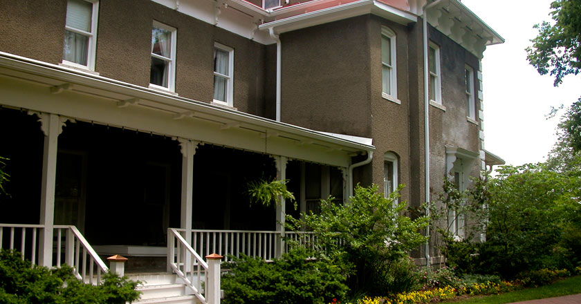 peelmansion