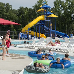 white hall water park4